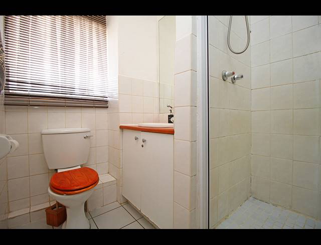 2 BEDROOM APARTMENT FOR SALE IN GLENHAZEL